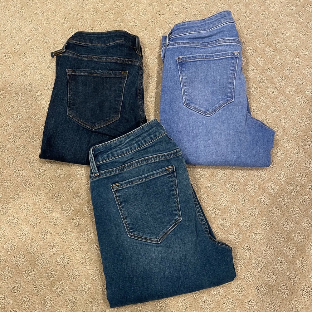 Old Navy Skinny Jeans 4 tall (3 pairs)